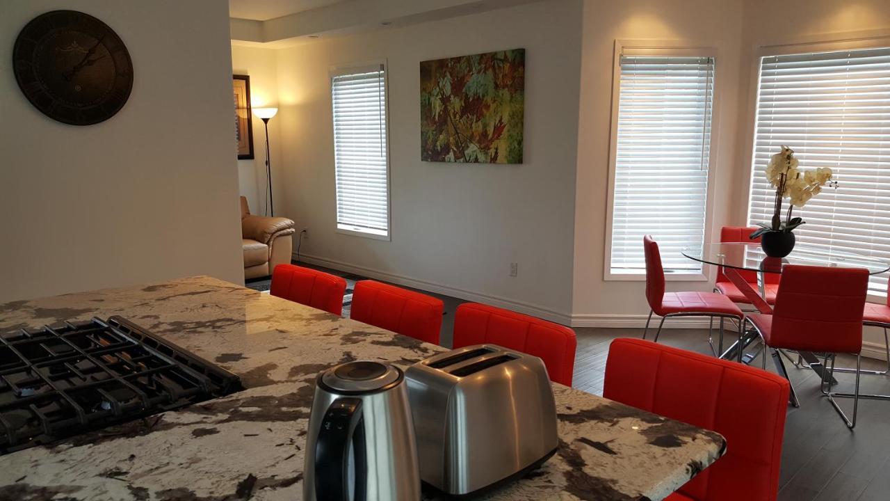 Luxury Igor And Gala Holiday home Niagara Falls